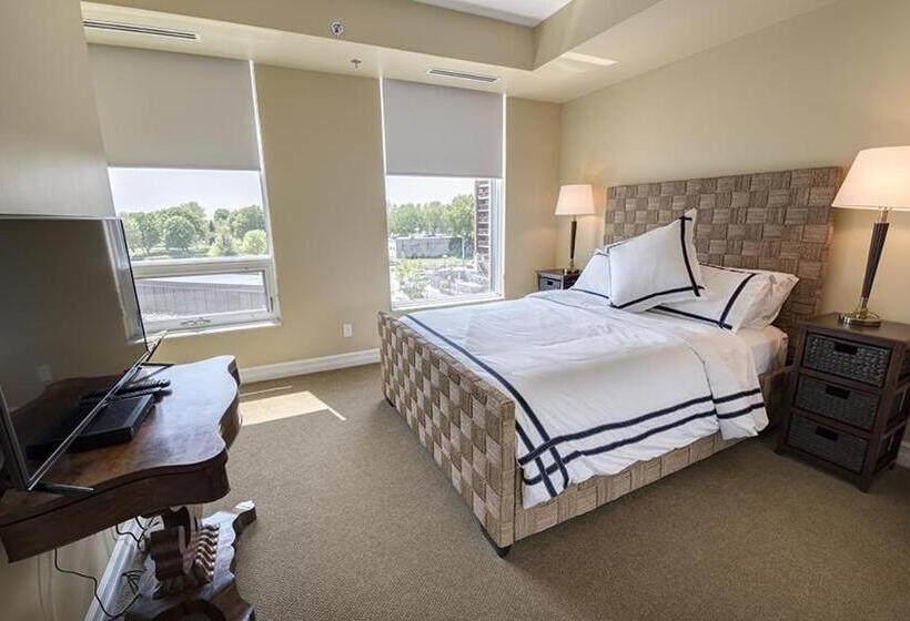 Tall Ships Landing Coastal Resort