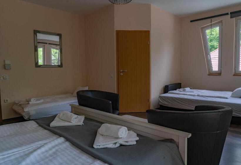 Accomo Apartmanház