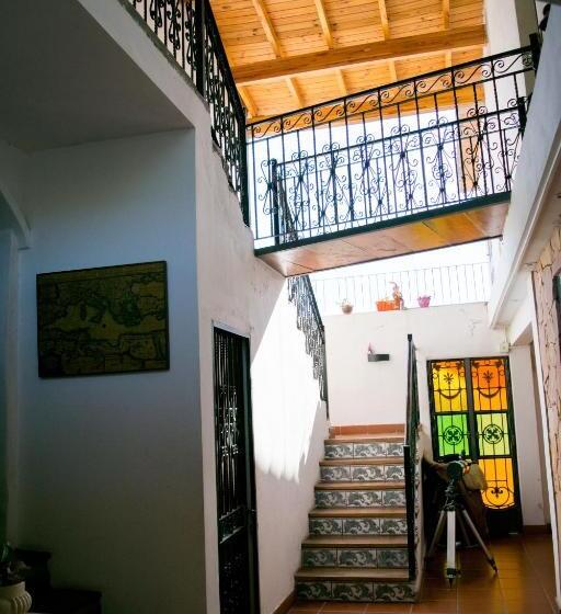 호스텔 Estancia Santa Leocadia