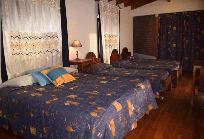 فندق صغير Estancia Santa Leocadia