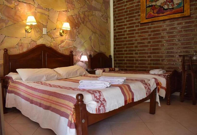 فندق صغير Estancia Santa Leocadia