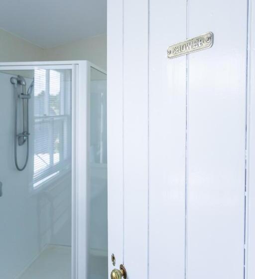 هاستل The Greytown