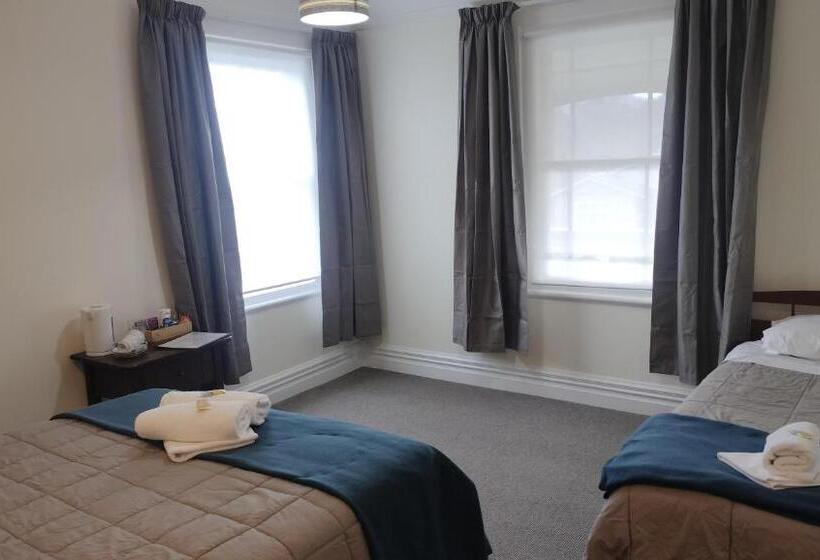 هاستل The Greytown