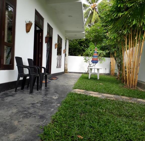 펜션 Apna Homestay Apartments