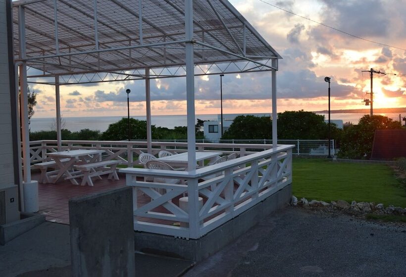 膳宿费 Chura Umi Coral Cabin