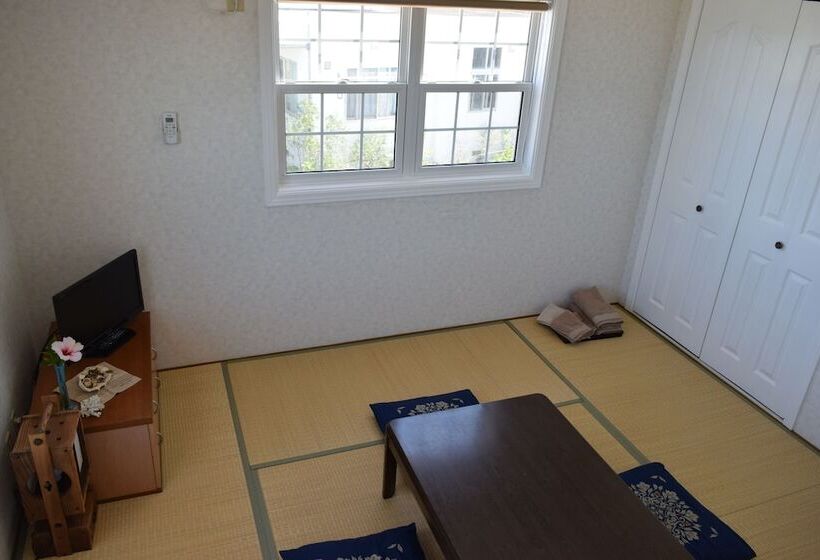 膳宿费 Chura Umi Coral Cabin