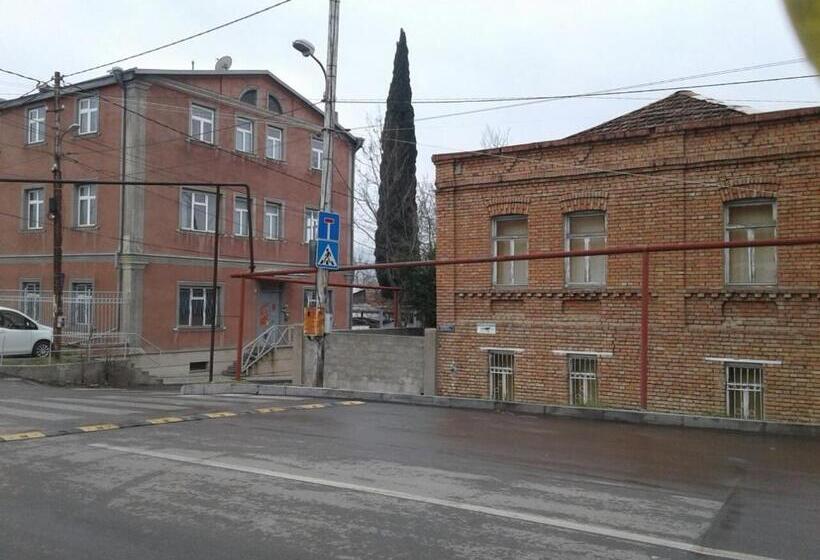 پانسیون Guest House Edem