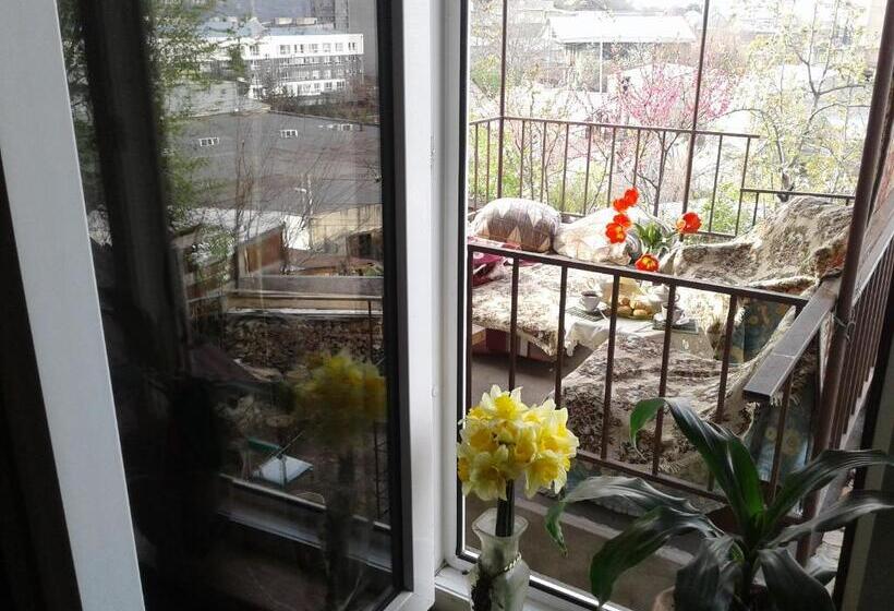 پانسیون Guest House Edem