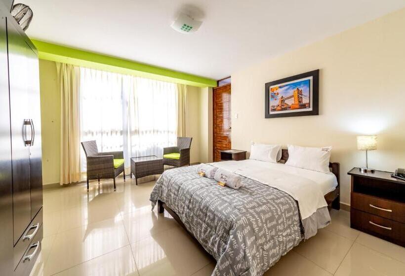 بنسيون Hostal Florida