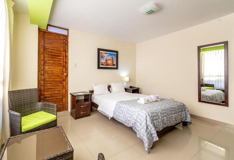 بنسيون Hostal Florida