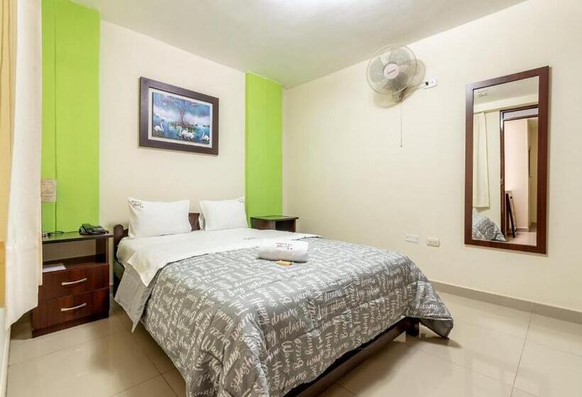 بنسيون Hostal Florida