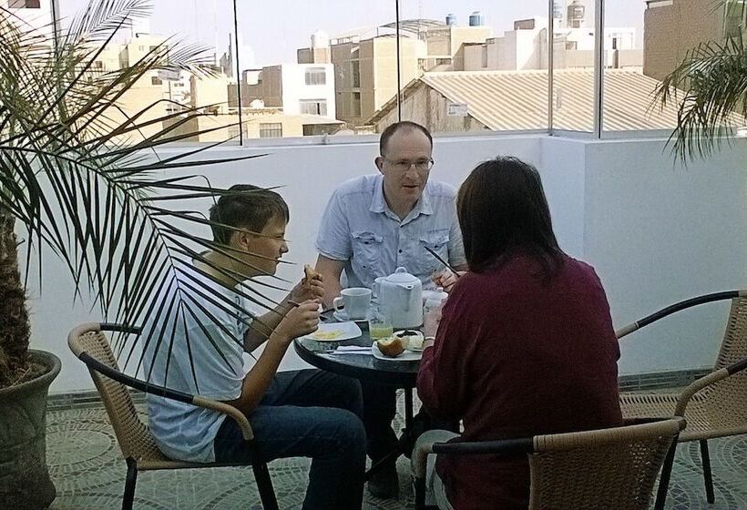 بنسيون Hostal Florida