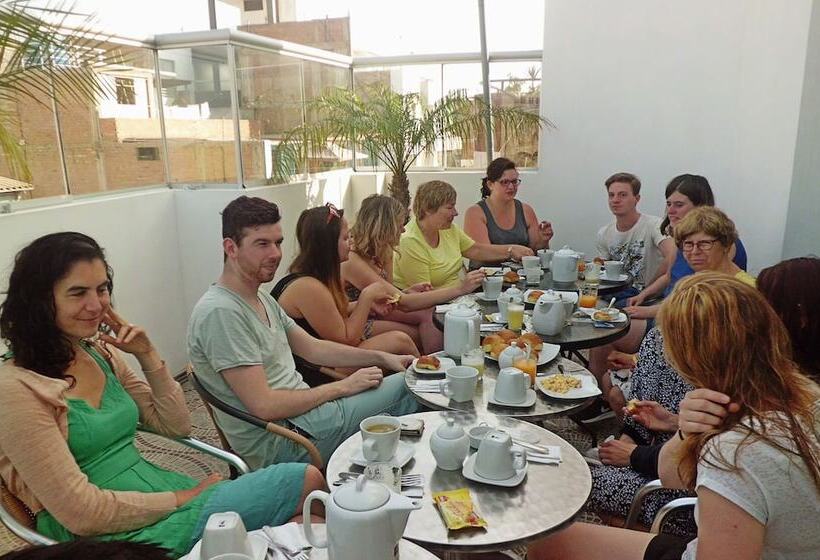 بنسيون Hostal Florida