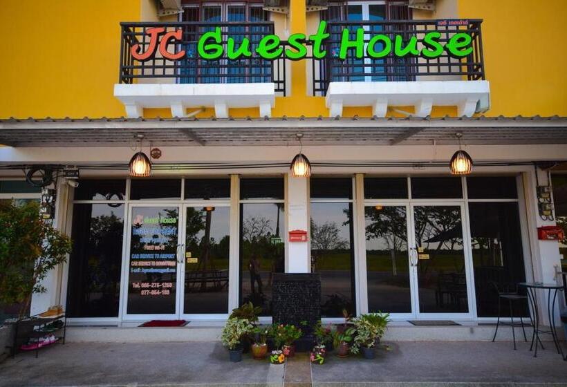 膳宿费 Jc Guesthouse @ Suratthani Airport