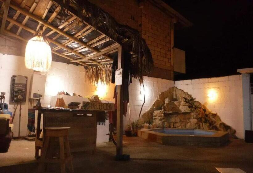 پانسیون La Jungla