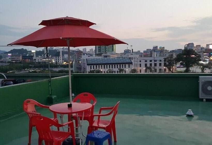 펜션 Panda Guesthouse