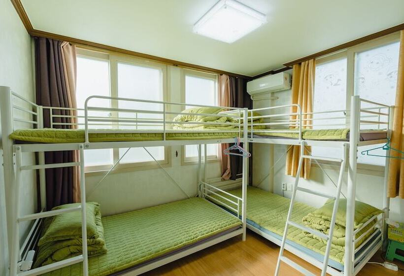 펜션 Panda Guesthouse