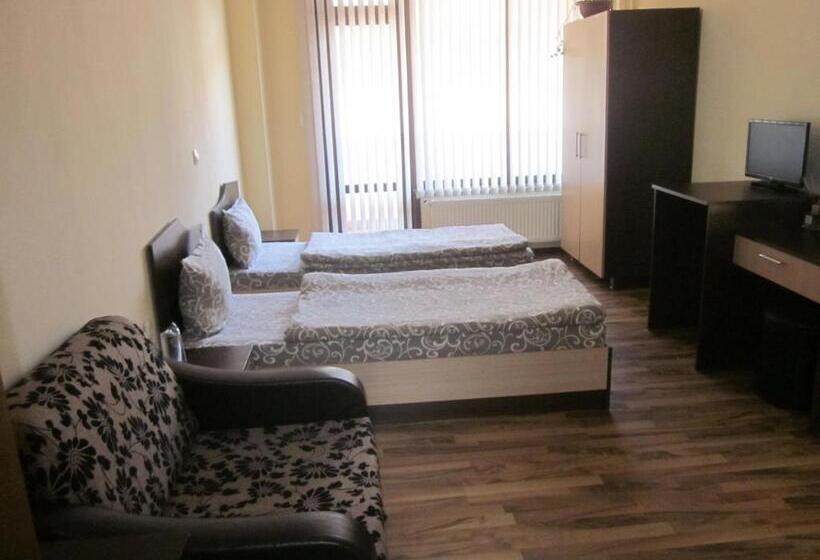 פנסיון Panorama Guest House