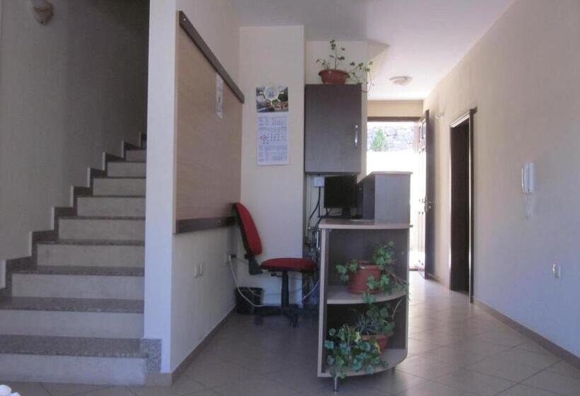 פנסיון Panorama Guest House