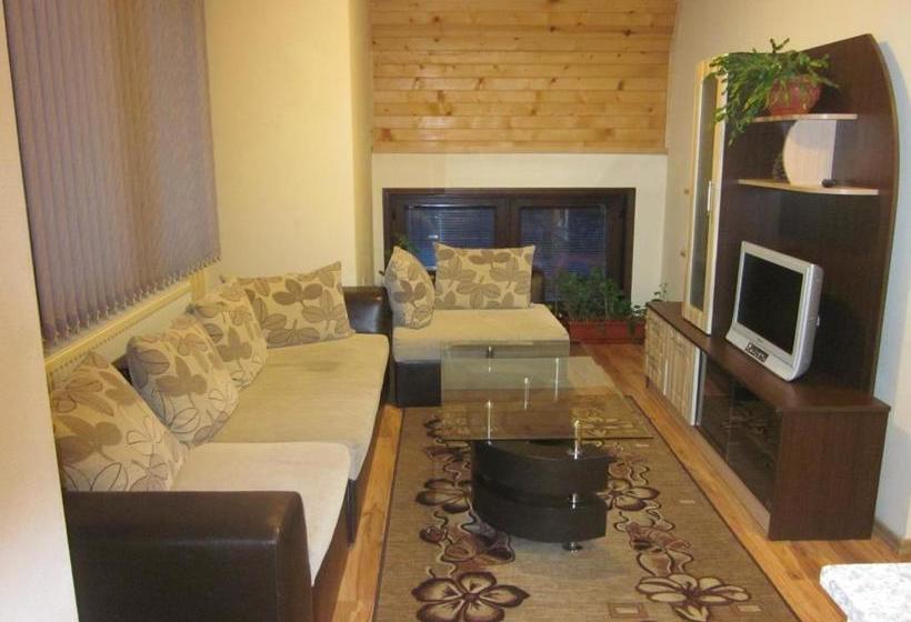 פנסיון Panorama Guest House