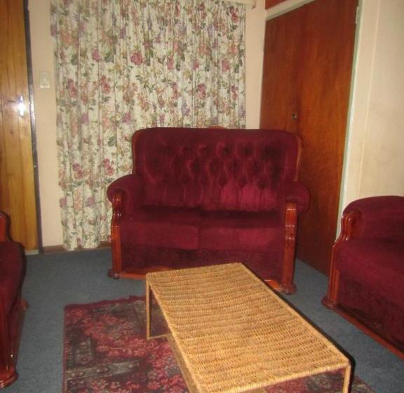 פנסיון Pat's Place