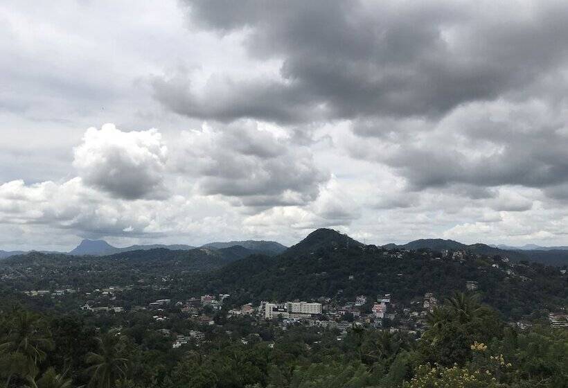 بنسيون Pgc Residence