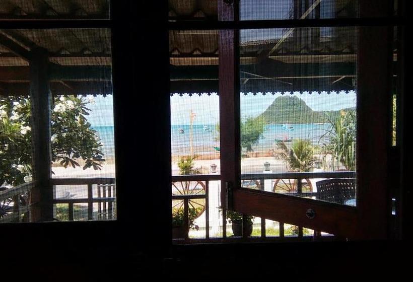 بنسيون Seesea Thai Wooden House On Beachfront