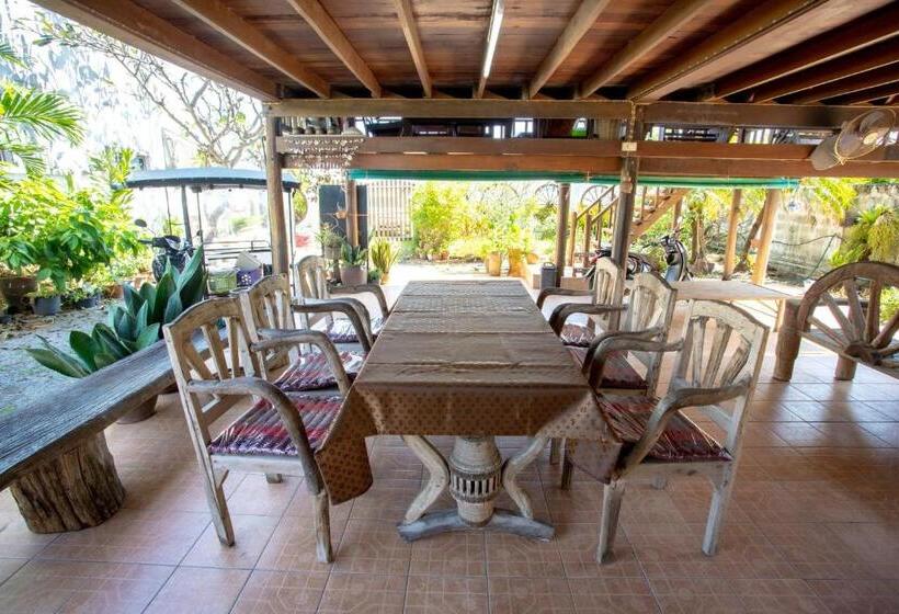 بنسيون Seesea Thai Wooden House On Beachfront
