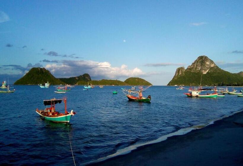 بنسيون Seesea Thai Wooden House On Beachfront