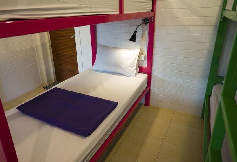 ペンション Summer Guesthouse & Hostel