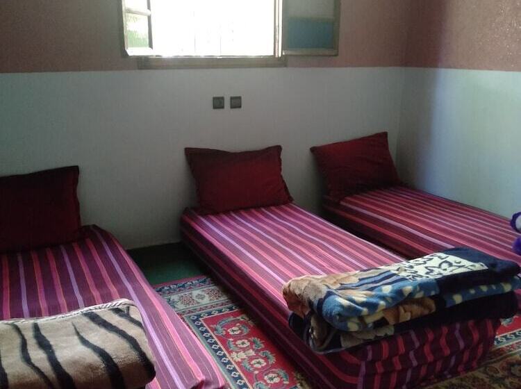 پانسیون Tanssi House