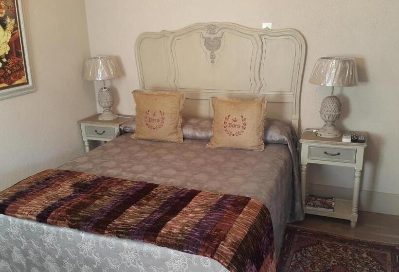 פנסיון Villa Brocant Guest House