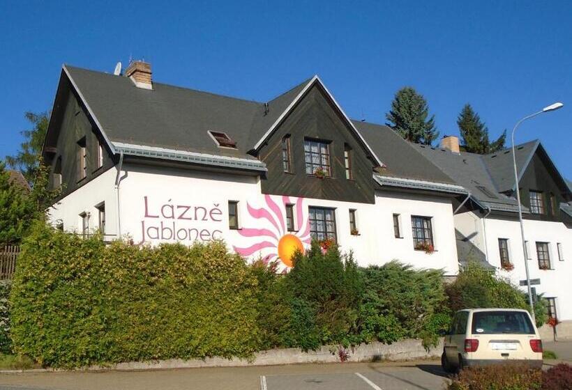 پانسیون Wellness Penzion Lázně Jablonec