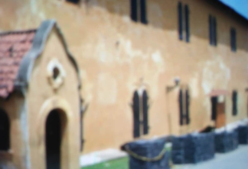 פנסיון White House