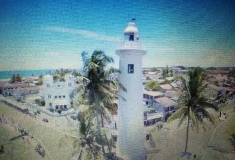 פנסיון White House