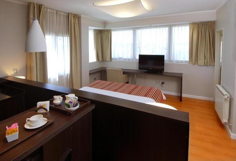 Plaza Suites Campana