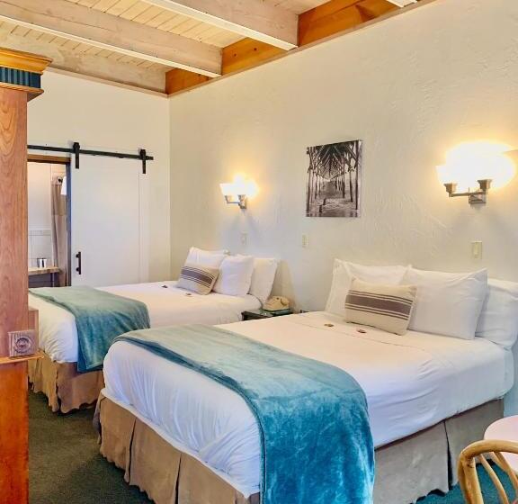 호스텔 Breakers Boutique Inn