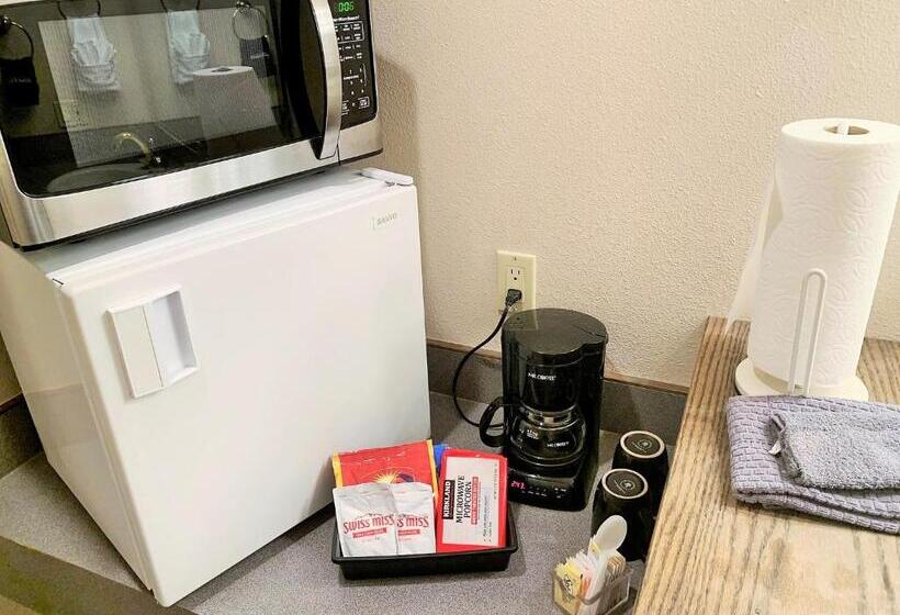 호스텔 Breakers Boutique Inn