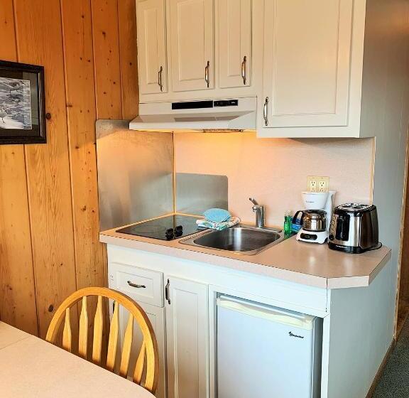 호스텔 Breakers Boutique Inn