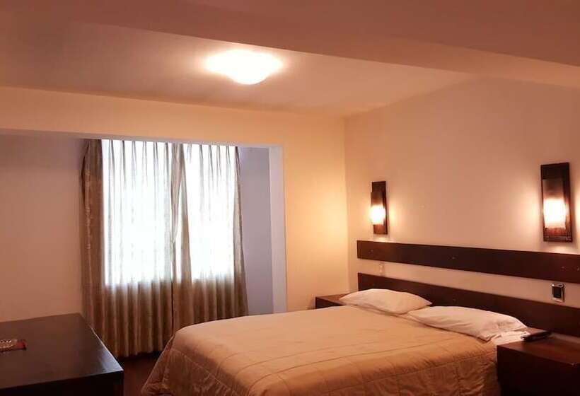 ユースホステル La Cabaña