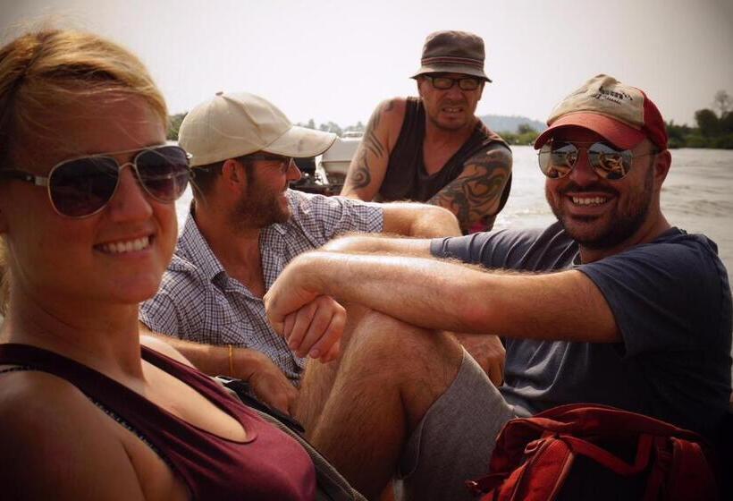 Общежитие The Boathouse