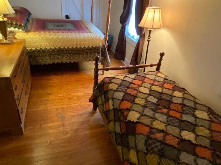 فندق صغير The Inn At Lincoln Square