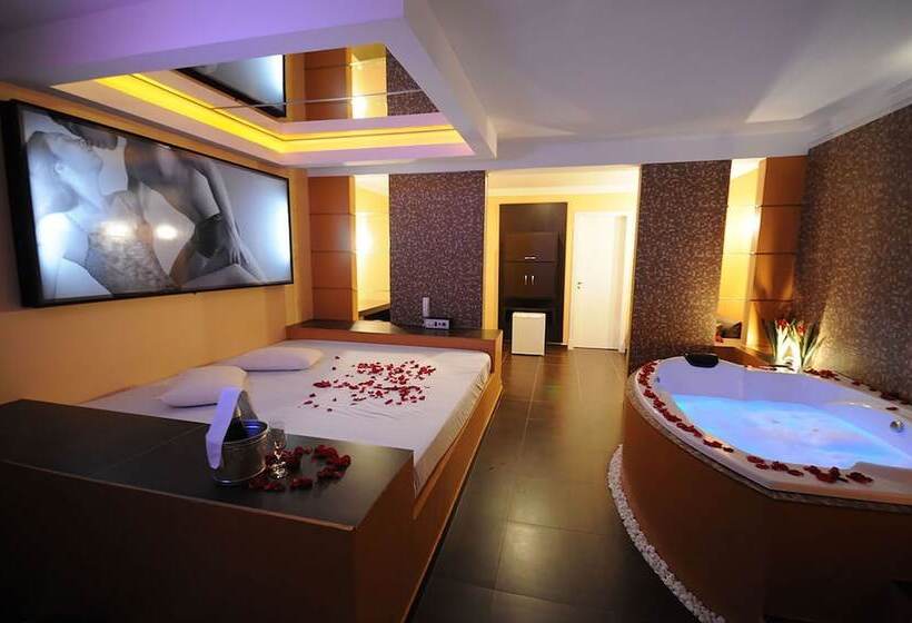 Motel Paradiso Passo Fundo   Adults Only