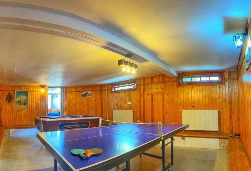 펜션 Amandra Chalet