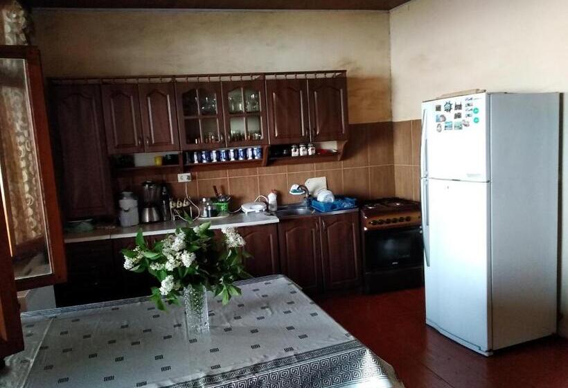 پانسیون Goga Guesthouse