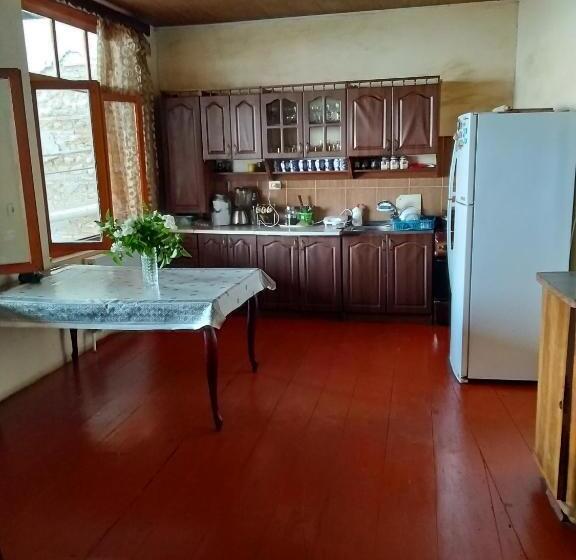 پانسیون Goga Guesthouse