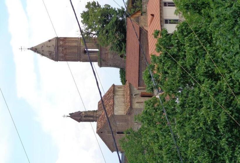 پانسیون Goga Guesthouse