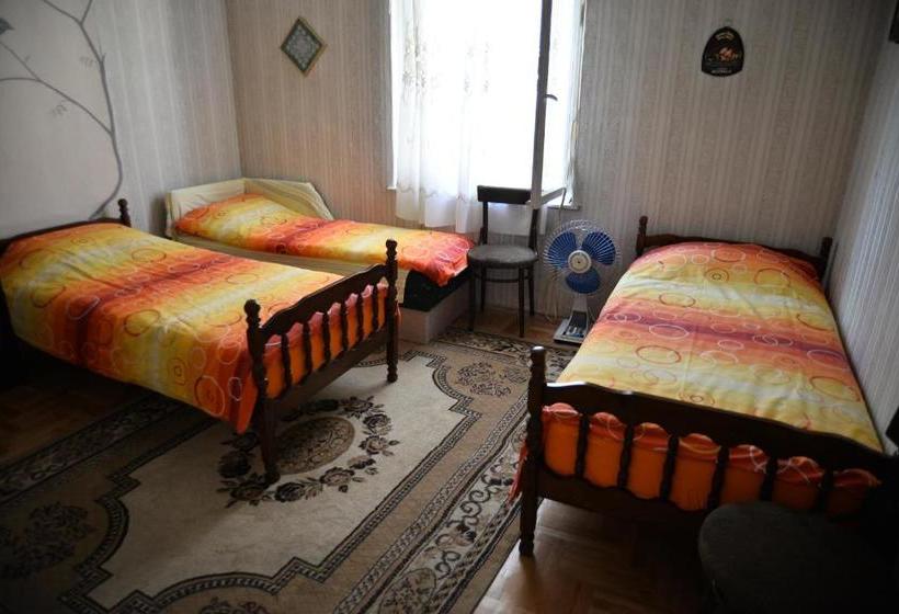 پانسیون Guest House Antika