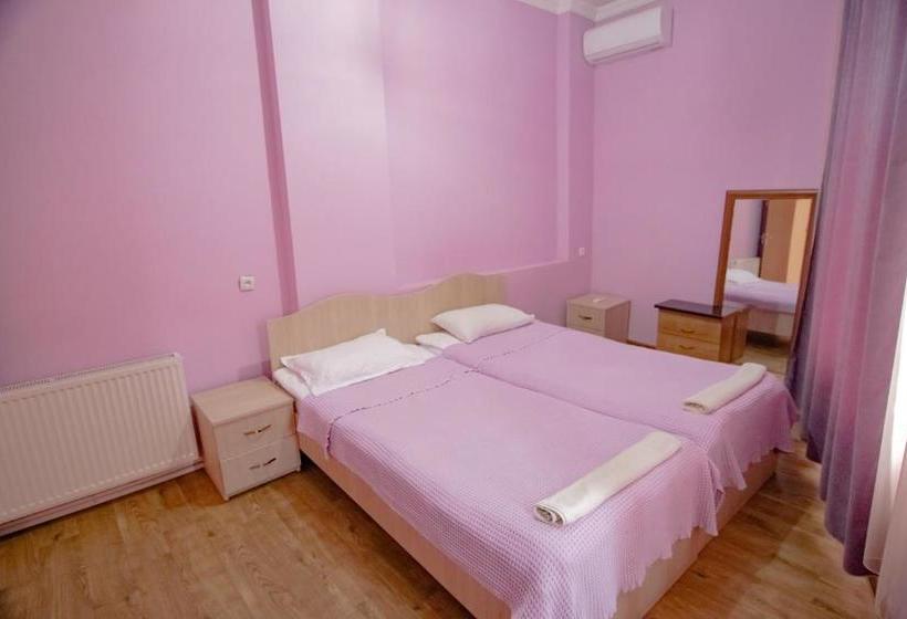 پانسیون Gh Sanapiro