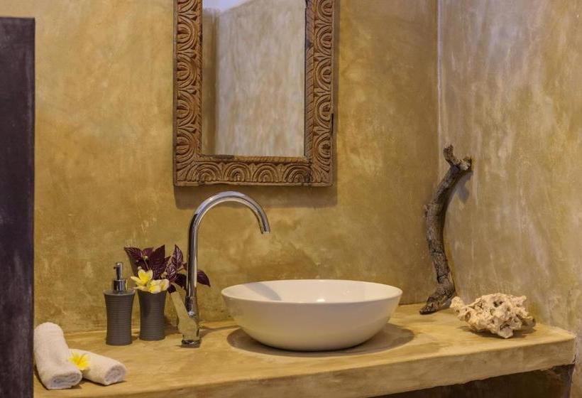 膳宿费 Maji Lodge